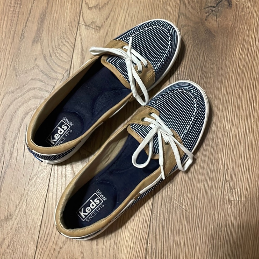 Keds Women’s Slip-On Boat Shoes in Navy/White Stripes with Khaki Accents - Sz 10